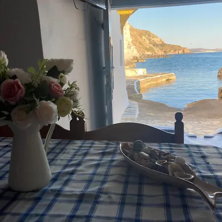 Holiday home The Monk Seal Boathouse Klima (Milos)