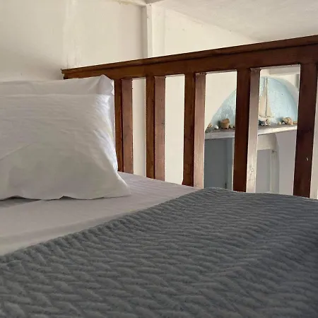 The Monk Seal Boathouse Holiday home