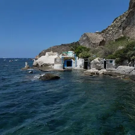 The Monk Seal Boathouse * Klima (Milos)