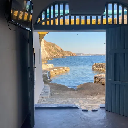 The Monk Seal Boathouse * Klima (Milos)